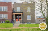 Remodeled historic family home w/ full kitchen & garage parking Hotels near CVS