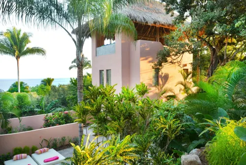 Designer home, Heated pool, great Ocean views close to beach and town center