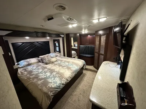 River front relaxation retreat rv on the famous Suwannee river