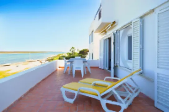 Casa na Ria: 7 Camas, na Praia da Ilha de Faro Hotels in Montenegro