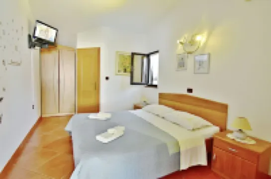 Apartment Vedrana4 Umag near the sea WiFi parking garden trolleys