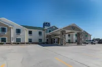 Cobblestone Inn & Suites - Lakin - bar
