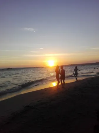 The House with 3 bedrooms and big garden Отели рядом с достопримечательностью «Linh Long Tu Temple»