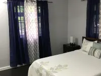 2 Bedroom Suite -Residential area, easy access to everywhere! Homeaway from Home Hotels in Choc