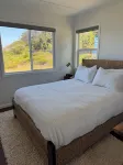 Spectacular Oceanfront, massive fenced yard, with Spa Mendocino Coast in Gualala