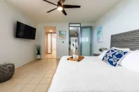 Parguera Paradise, Luxury Modern Beach House!