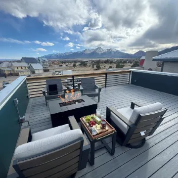 NEW! Roof Top Chalet-Luxury Western Living-STR-308