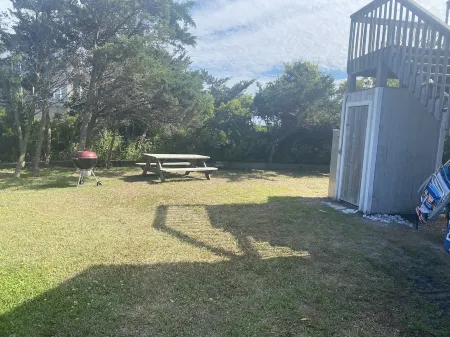 Beautiful new property, great location.