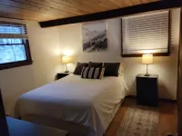 Amazing Lake & Mountain views Gunstock Ski Chalet.