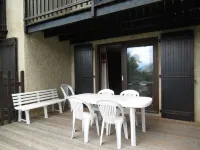 Beautiful duplex T4 on the ground floor near the village center