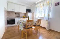 Apartment Raspolic - no.1