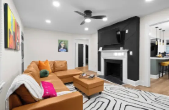 Modern Cottage - City Center