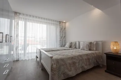 3 bedroom apartment on the seafront Отели в г. 