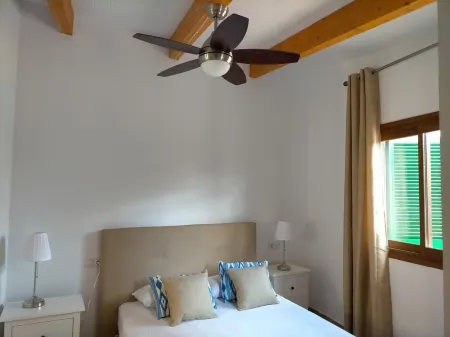 Finca with views and 10 minutes from the beach, for 6 people. Отели в г. Sa Casa Blanca