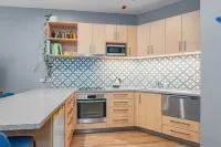 Cosy Central City ApartmentLocated in a Heritage Building