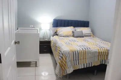 Luxury 3-BR Riverside Area Home Các khách sạn gần El Jardín De María Vivero