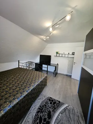Gemütliche Zwei Zimmer Wohnung mit Küche und Terrasse
