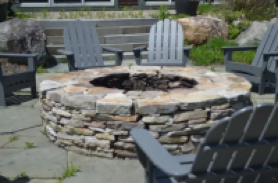 Condo < 1mi. from Mt. Snow / Free Shuttle