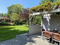 Beautiful located on water terrace, large dobble room at ground level, good WLAN