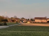 Apartment in a quiet location, in the middle of orchards on the outskirts of St.Tönis Hotels in Tonisvorst