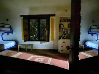 AWESOME COUNTRY VILLA LA SOLANA IN METRO QUITO Hotels near Z B