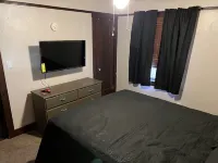 Nice Cozy 2 Bedroom 1bath house Close to DT Winslow