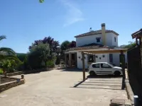 Casa Rural Los Morales, private pool, free WiFi, BBQ, 5km from Ronda.