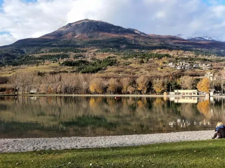 Apartment in listed building, Embrun town center