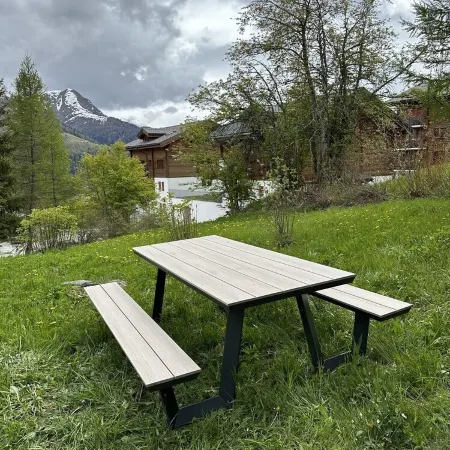 Spacious 7-person chalet with 4 bedrooms in varied ski area Bellwald Wallis + P