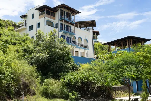 Las Catalinas-Casa Chameleon's neighbor perfect for large groups, amazing views