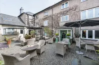 Tudor Lodge Hotels in Garndolbenmaen