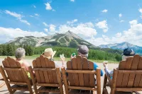 Ski-in Ski-Out 2 Br Condo- Sleeps 6 People Condo Hotels in Mount Crested Butte