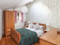 多威泰爾小屋飯店