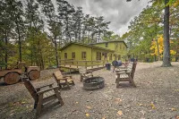 John Wayne Apartment - Deck, BBQ, Horses on-Site - 3 stelle