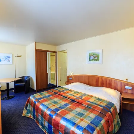 Hotel Pacific