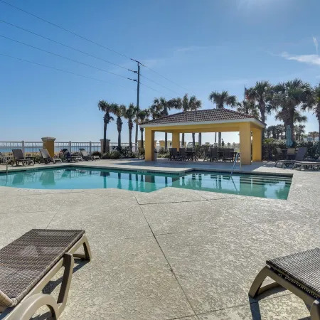Community Pool: Coastal Escape in Flagler Beach