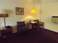 Thunderbird Lodge - Pet friendly
