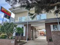 Colonial Lodge Motel Geelong Hotels in Belmont
