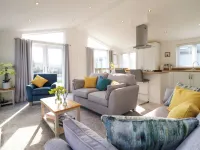 Number 43 The Poplars - Country Houses