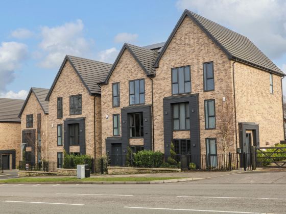 4 Rockcliffe Grange