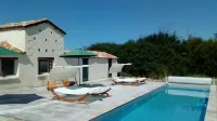 Domaine Maison Dodo Hotels in Le Fleix