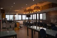 Aparthotel Palace - พร้อมอาหารเช้า