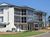 Amooran Oceanside Apartments & Motel Hotel a Narooma