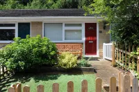 36 Fernhill Heights Hotels in Marshwood