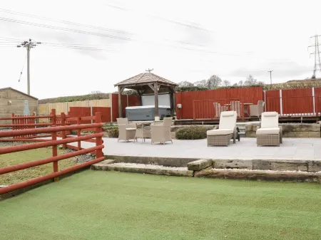 Bryn Derw Holiday Cottage Отели в г. Лланддоджед энд Маенан