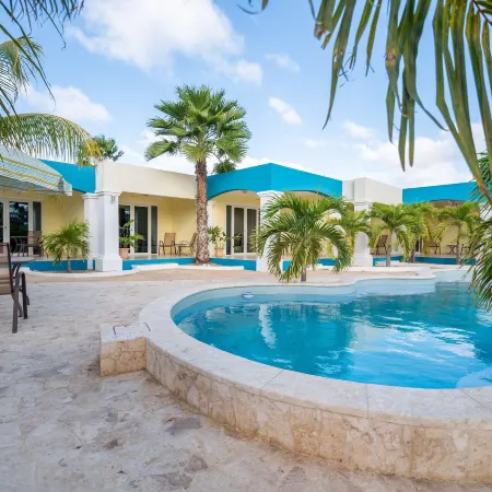 Aqua Viva Suites