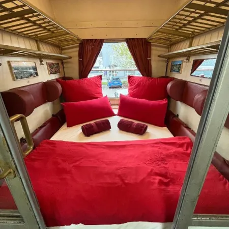 Übernachtung im Nostalgischen Bahnwaggon