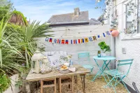 Pentreath Hotels in Cawsand