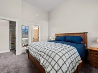 Powder Heights #18 Townhouse Hotels in Sun Peaks