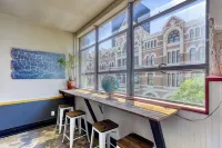 Firehouse Hostel - hostel